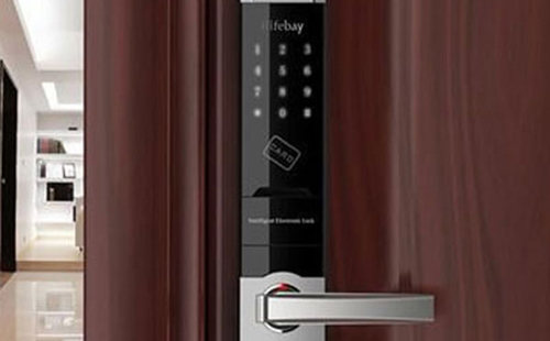 鹤庆24小时上门开锁公司