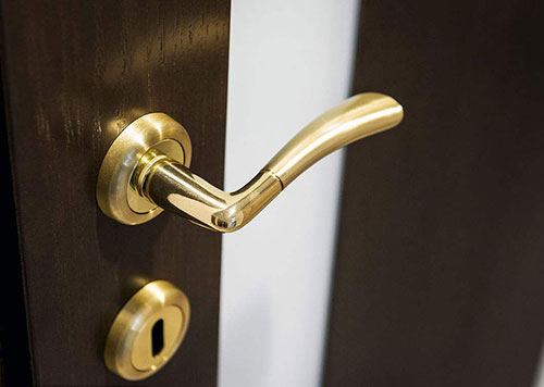 鹤庆24小时上门开锁公司