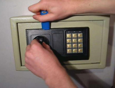 鹤庆24小时上门开锁公司